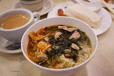 像素游戏《只有姐姐的世界》Steam页面上线 发售日待定